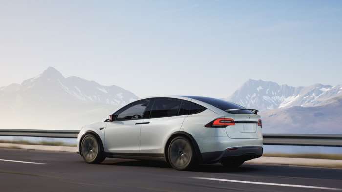 Image of Model X courtesy of Tesla media support. 