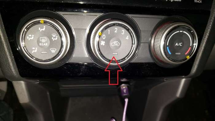 Vehicle recirculation button image by John Goreham