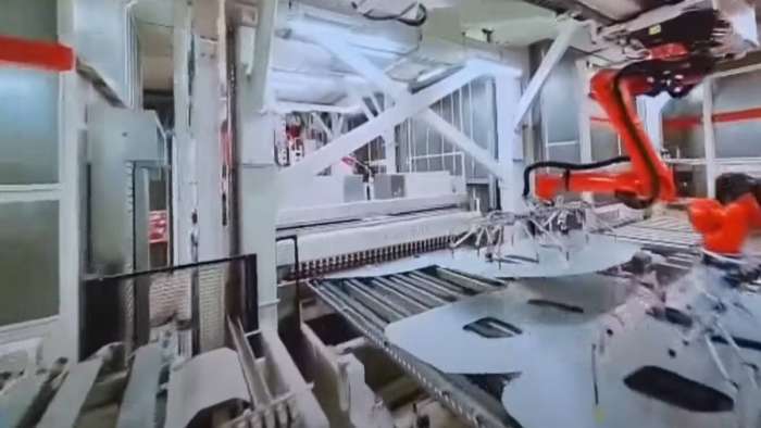 Inside Video of Giga Berlin's High Tech Production Factory