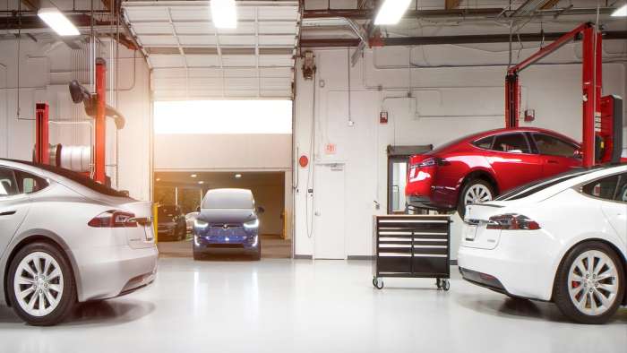 Tesla Servicing its vehicles