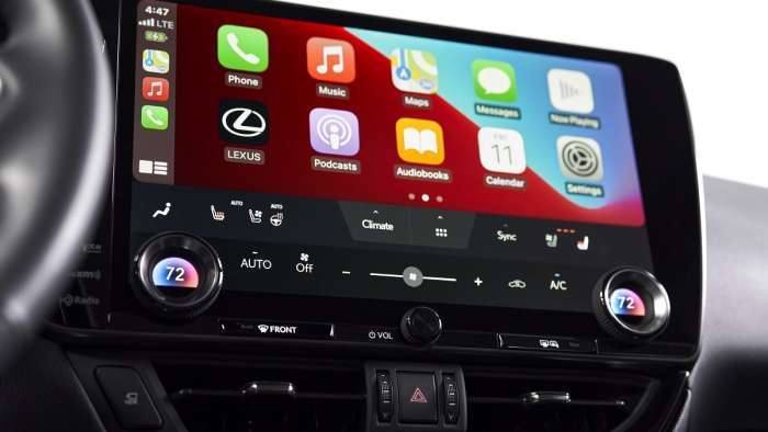 Lexus Interface multimedia screen apple music