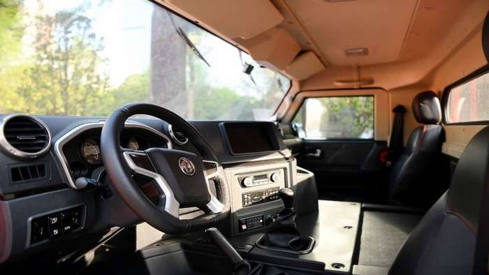 Dongfeng M50 interior