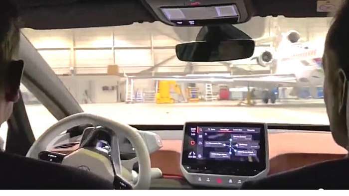 Elon Musk and Herbert Diess test-driving VW ID.3