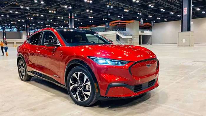2021 Mustang Mach-E Chicago Auto Show