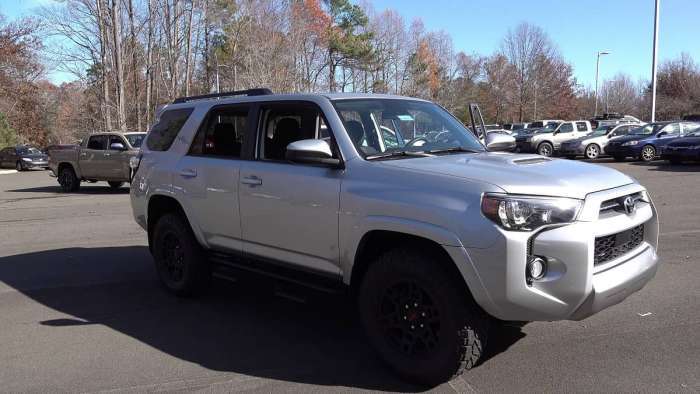 2020 Toyota 4Runner TRD Off-Road TRD wheels classic silver