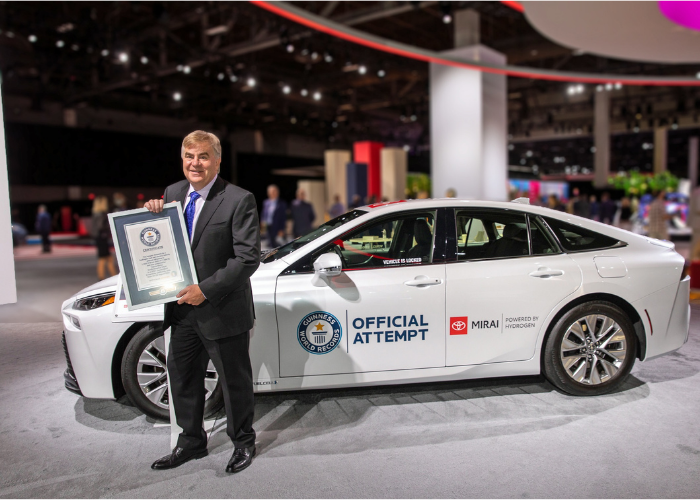 Guinness World Record Official Award for Toyota Mirai