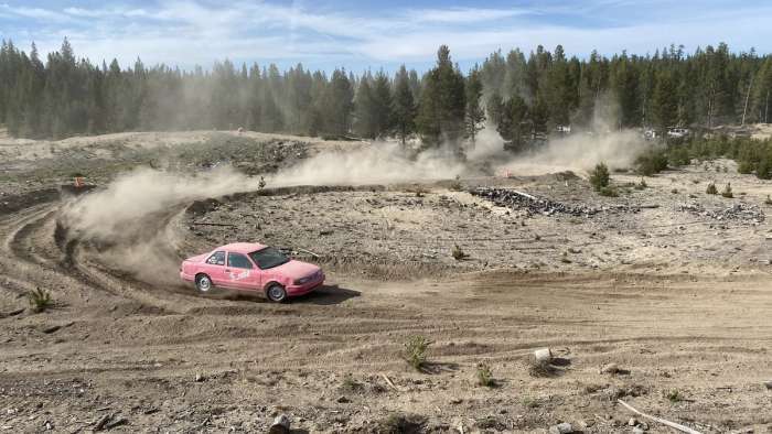 Nissan Sendra is sending it on the Hooptie x Challenge course 