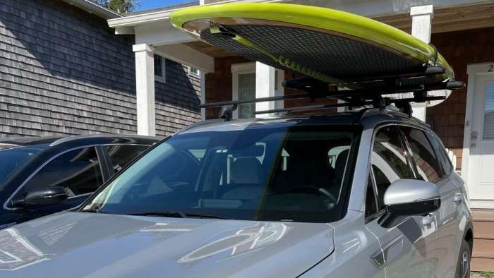 2022 Kia Sorento with stand up paddle board on roof racks