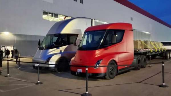 Tesla Semi truck vehicles in display