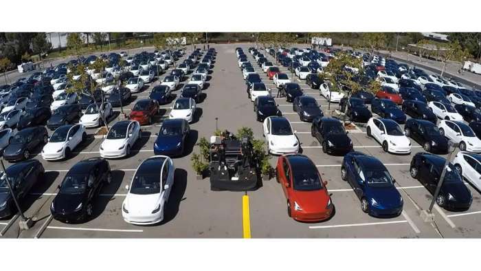 Tesla Shareholder Meeting Parking Lot 
