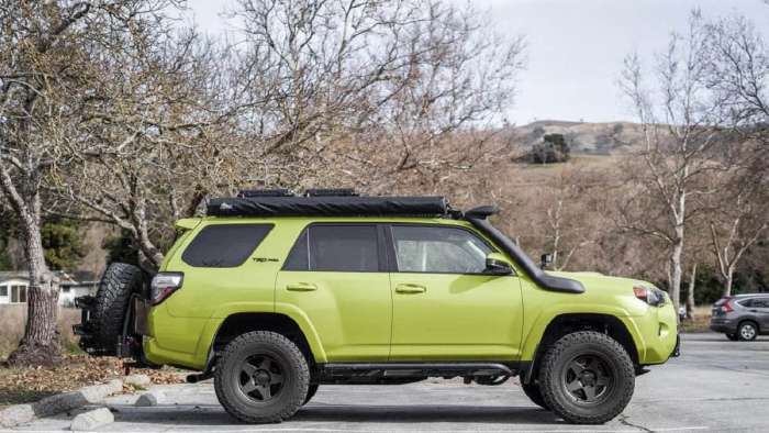 Toyota 4Runner TRD Pro Lime color profile view