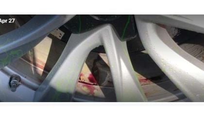 How to clean Tesla wheels