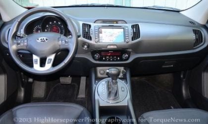 The dash of the 2013 Kia Sportage SV AWD