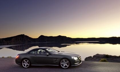 2013 Mercedes Benz SL Roof Side view