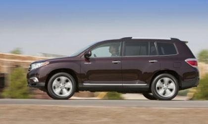 2012 Toyota Highlander side view