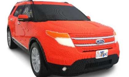2011 Ford Explorer made from LEGOs