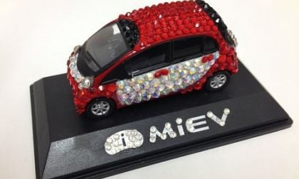 Mitsubishi Decorates i-MiEV wih Cool Rhinestones
