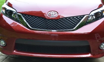 2014 Nissan Sienna SE