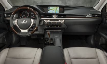 The interior of the 2013 Lexus ES350