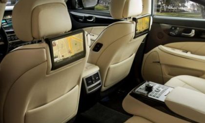 The rear interior of the 2014 Hyundai Equus