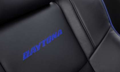 The seats of the 2013 Dodge Charger Daytona 
