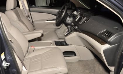 The front seating area of the 2012 Honda CR-V EX-L
