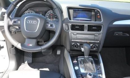 The dash of the 2012 Audi Q5 3.2 Prestige 