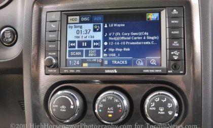 The 2011 Dodge Challenger V6 Rallye stereo face