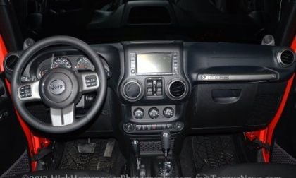The dash of the 2013 Jeep Wrangler Unlimited Moab Edition