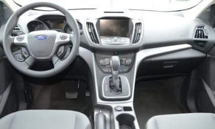 The dash of the 2013 Ford Escape SE