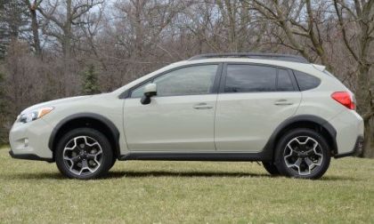 The side profile of the 2013 Subaru XV Crosstrek Premium