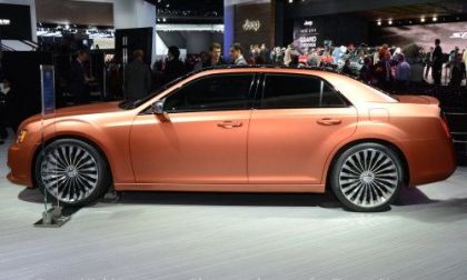 The side profile of the Chrysler 300S Turbine Concept