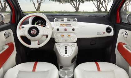 The interior of the 2013 Fiat 500e 