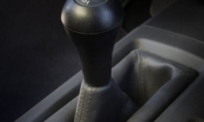 The transfer case shifter of the 2012 Ram 2500 Power Wagon Laramie