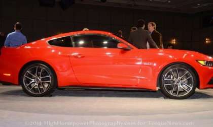 2015 ford mustang gt side