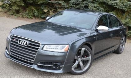 2015 audi s8 overhead