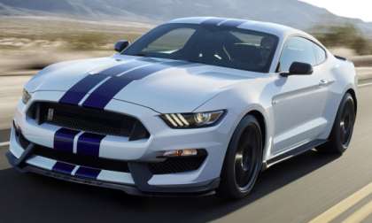 shelby gt350 front cruising