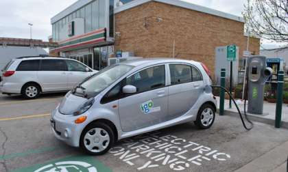 350Green fast charging station in Chicago