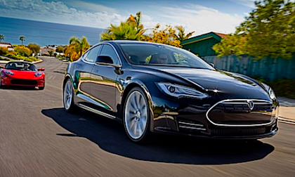 Tesla Model S and Roadster uses common laptop batteries