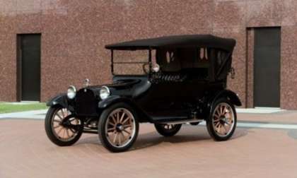 The first tips for teen drivers probably dates back to this 1915 Packard
