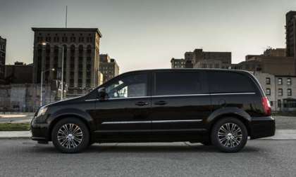 2013 Chrysler Town and Country S