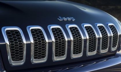 2014 Cherokee grille detail