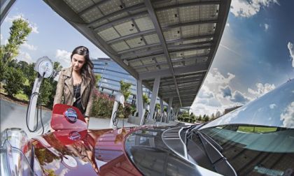 Nissan LEAF plugging in