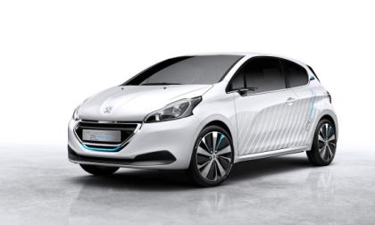 Peugeot 208 HYbrid Air 2L Demonstrator