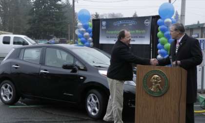 Steve Marsh, his LEAF, and Governor Jay Inslee