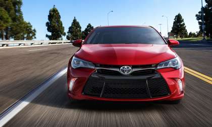2015 Toyota Camry Beats Accord