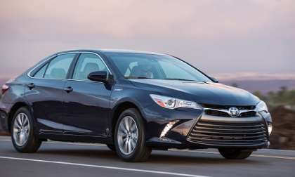 2015 Toyota Hybrids safer than electric vehicles