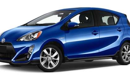 2017 Toyota Prius c changes include style and safety.
