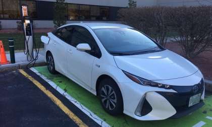 Toyota Prius Prime Outselling Chevy Bolt by 50%