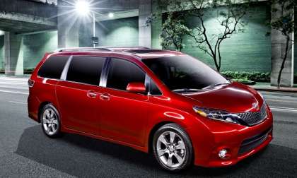 2015-2016 Toyota Sienna Awards List Is Long and Diverse